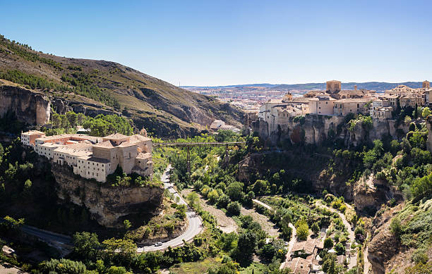 Parador en el antiguo Convento de San Pablo en la ciudad de Cuenca en Castilla-La Mancha, España, Europa Parador en el antiguo Convento de San Pablo en la ciudad de Cuenca en Castilla-La Mancha, España, Europa